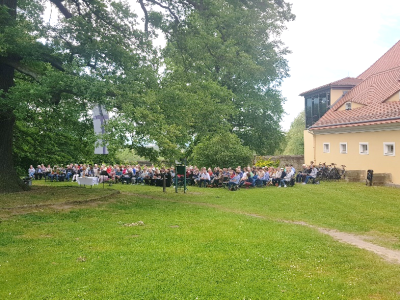 Gottesdienst  zum Schlossparkfest  mit dem Posaunenchor Graupa
